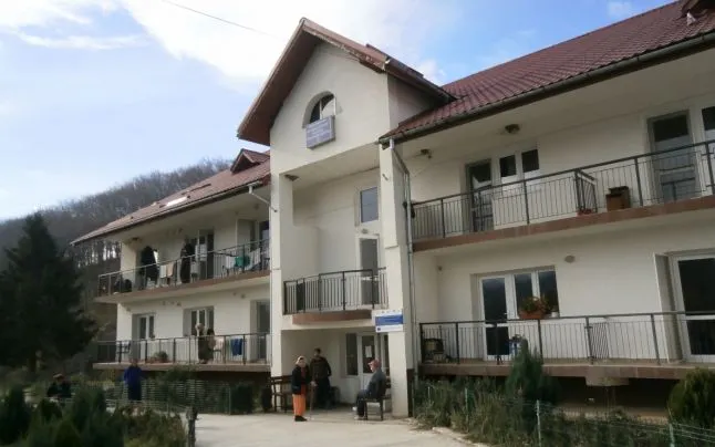 Anchetă în cazul unei bătrâne din Gorj care ar fi fost mușcată de șobolani