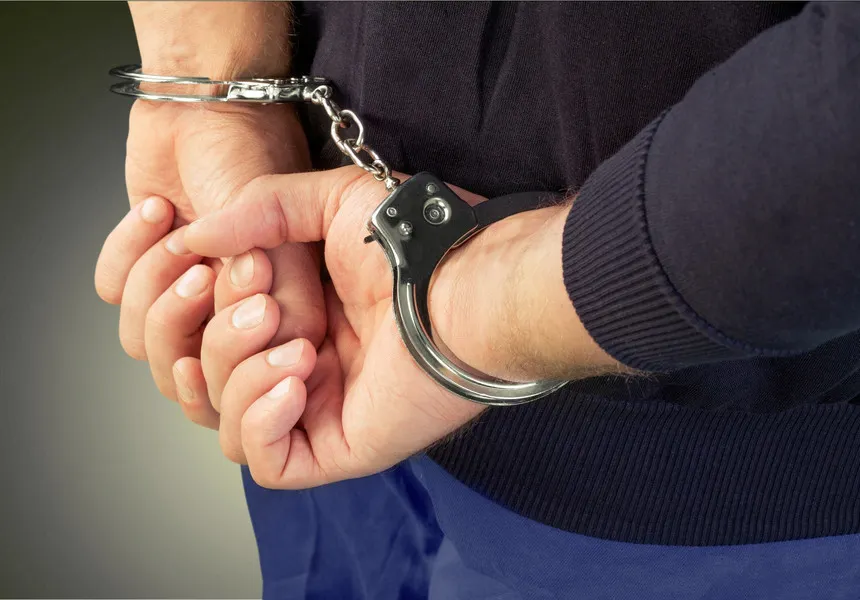 Gorjean, autor a peste 40 de jafuri în Franța, prins de polițiști