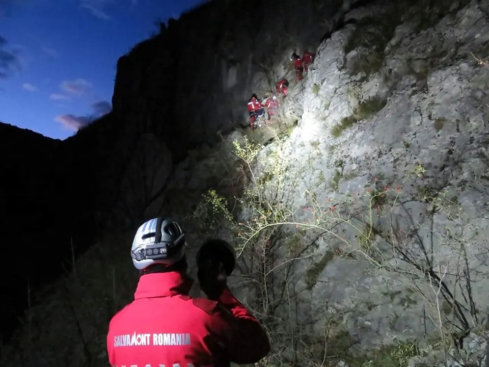 Două turiste pierdute în Parâng, găsite de salvamontiștii gorjeni