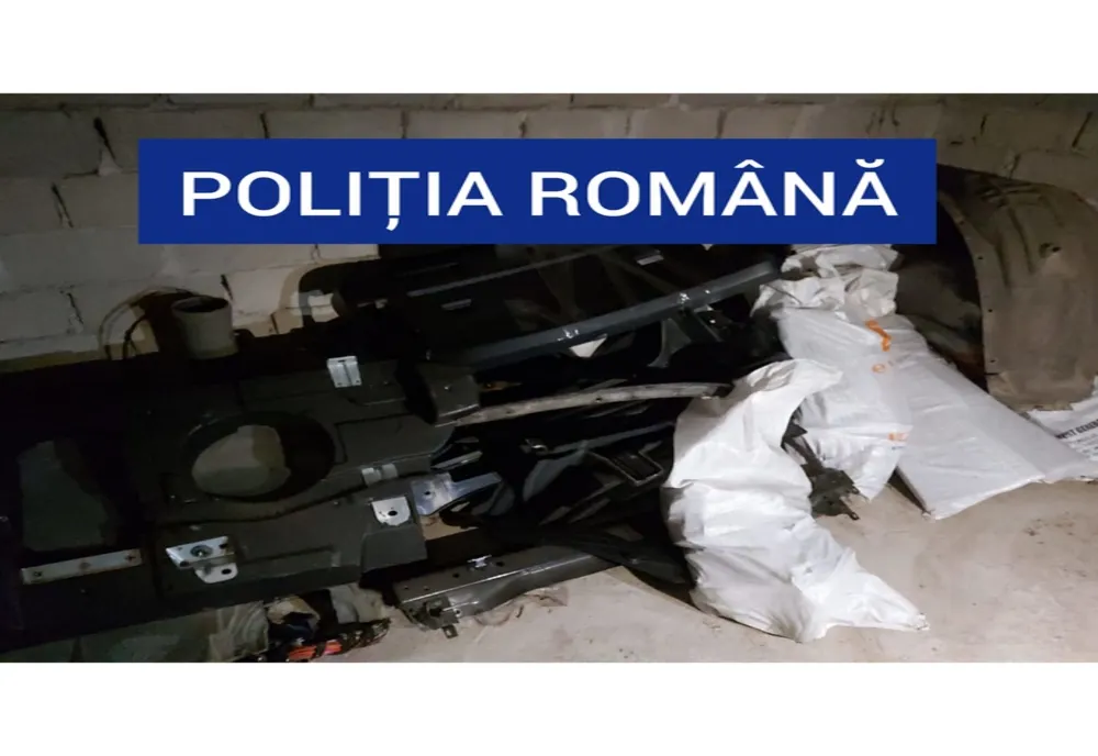 Un gorjean a închiriat o mașină de lux, a dezmembrat-o apoi a dat-o furată. Polițiștii cărășeni au descins în mai multe locații din Gorj FOTO
