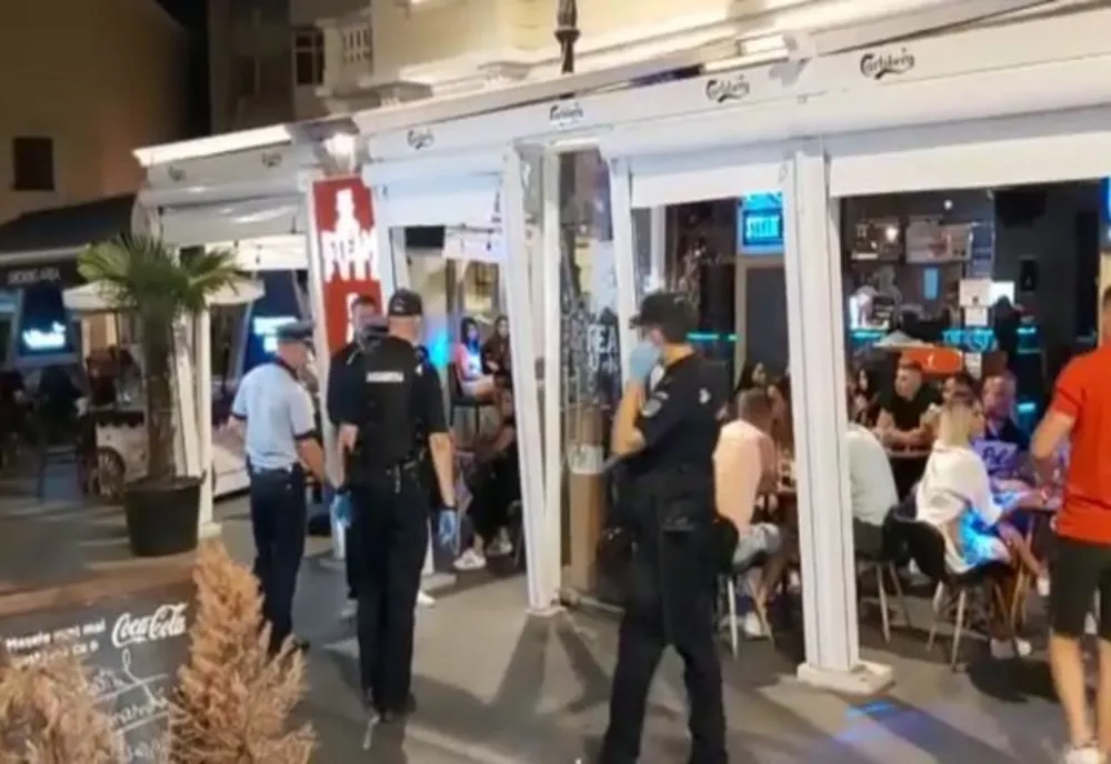 Incident la o terasă din Târgu Jiu: Tânără bătută de un bărbat care a lovit-o cu un pahar în cap