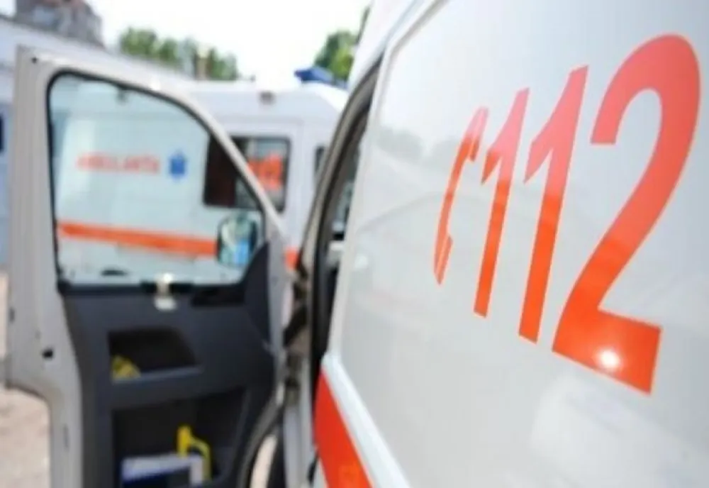 Un copil de doi ani şi nouă luni a căzut de la etajul patru al unui bloc din Rovinari