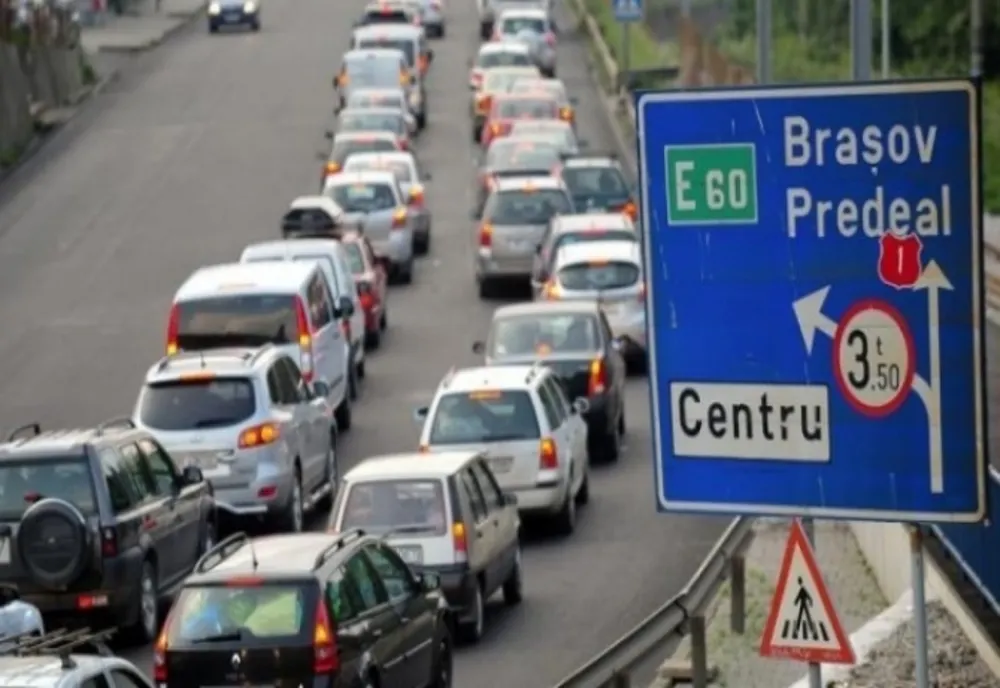 Trafic intens astăzi pe DN 1 Ploiești- Brașov și DN 7 Râmnicu Vâlcea-Sibiu