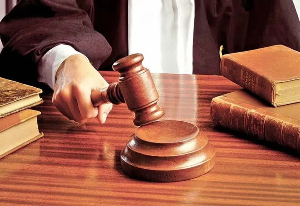 CCR STABILEȘTE ASTĂZI DACĂ ESTE CONSTITUȚIONALĂ OBLIGAȚIA DE A DECLARA VENITURILE ȘI BUNURILE SOȚULUI ĂN DECLARAȚIA DE AVERE