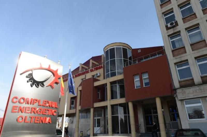 Un director de la CEO este plătit în avans, în timp ce pentru echipamente nu sunt bani