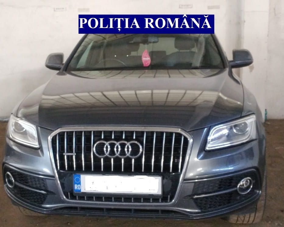 Mașină în flăcări în cartierul Drăgoieni din Târgu Jiu