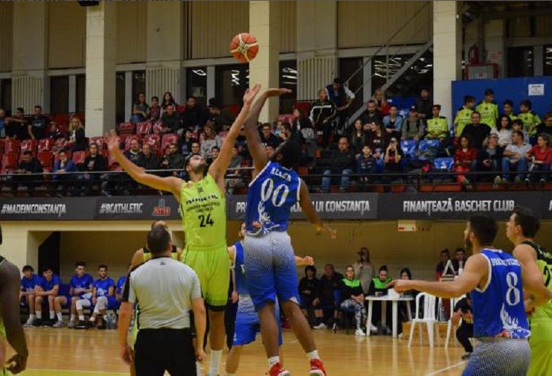 Baschetbaliștii din Târgu Jiu, eliminați din Cupa României