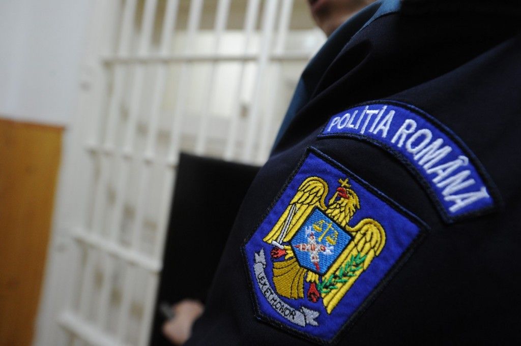 Polițiștii gorjeni i-au prins și pe hoții de la agenția CEC din Târgu Logrești