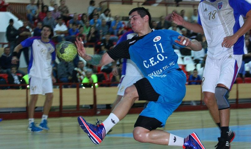 Două înfrângeri usturătoare pentru handbalul gorjean