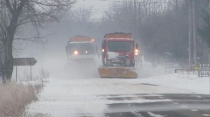 A nins și în Gorj: Drumul Novaci - Rânca, deszăpezit