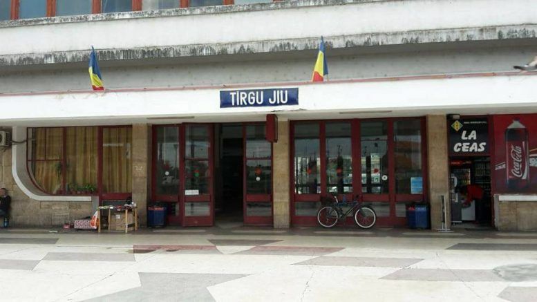 Atacați cu un cuțit în gara din Târgu Jiu