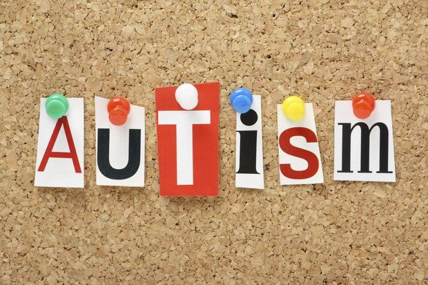 Scrisoarea mamei unei fetițe cu autism către statul român