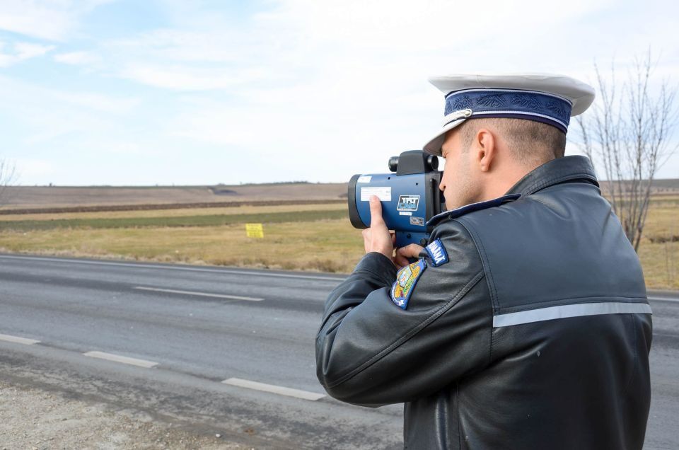 Vitezoman gorjean, prins cu pistolul radar cu 177 de km/h în localitate