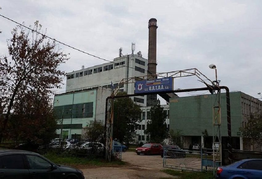 Protest la Motru: Angajații UATAA, supărați că au fost trimiși în concediu fără plată