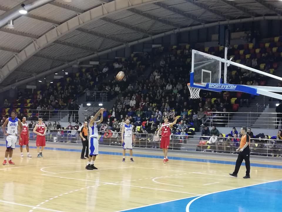 Rapid, învinsă de ACS Târgu Jiu cu un coș marcat în ultimele secunde