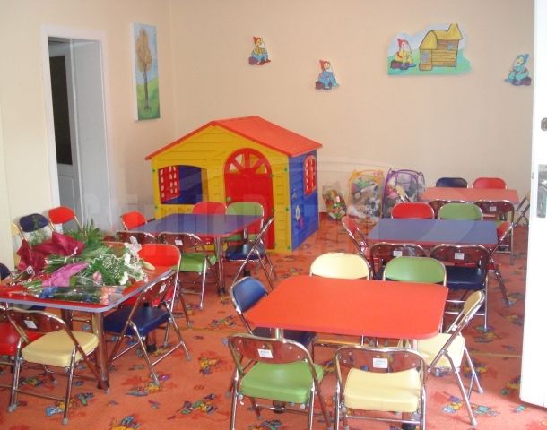 O grădiniță din Târgu Jiu se mută într-o fostă centrală termică