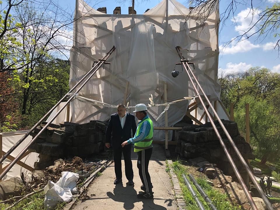 Un pod prea deteriorat. Cărbunele de la Motru ar putea fi transportat pe șosea