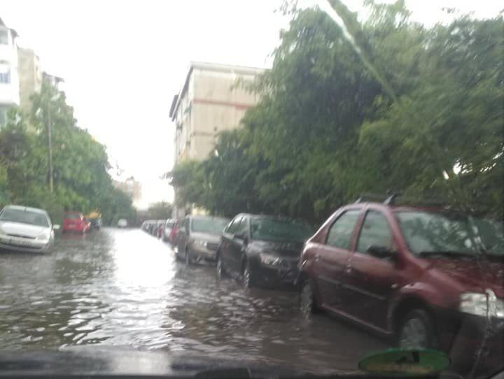 Inundații la Târgu Jiu. ”Venezia” Gorjului | FOTO