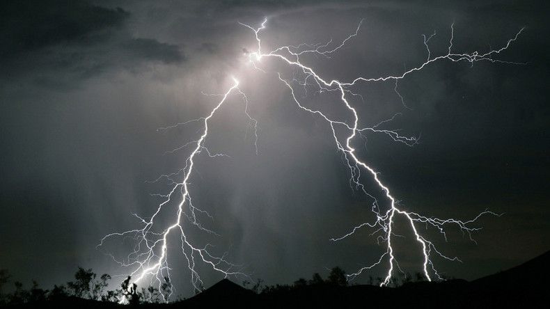 Încă o zi cu posibile vijelii în nordul Gorjului