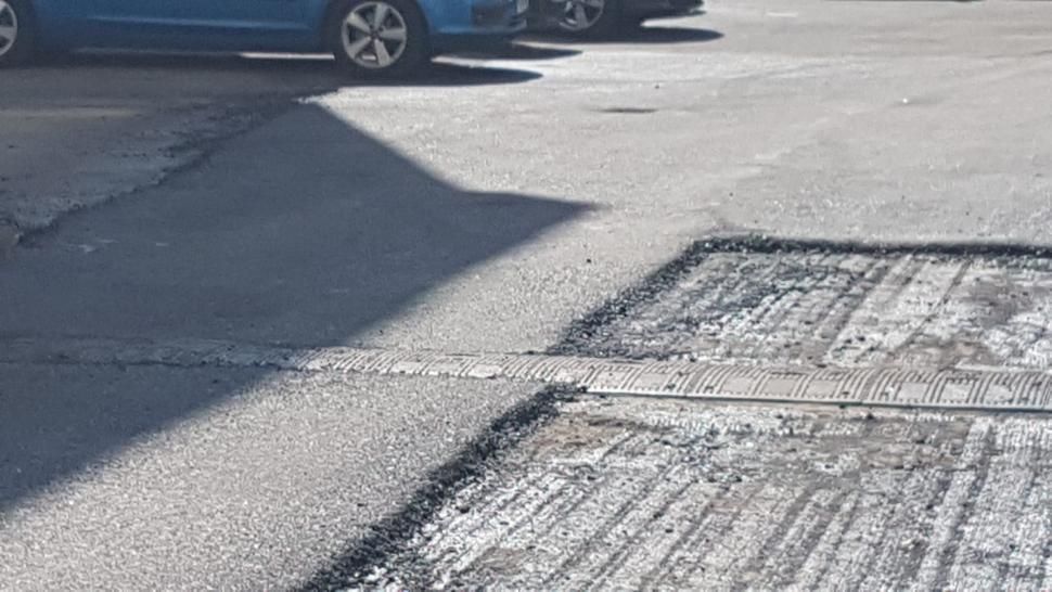 La Târgu Jiu se asfaltează și limitatoarele de viteză