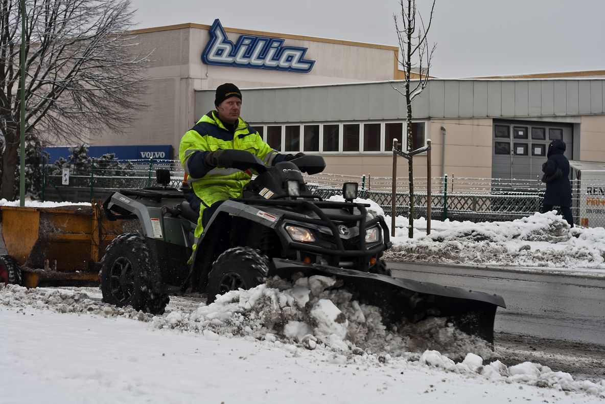 Primăria Târgu Jiu a cumpărat ATV-uri pentru deszăpezire