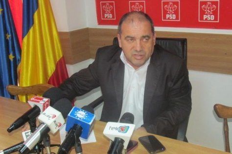 Primarul din Turburea, amendat pentru că a înjurat un consilier local