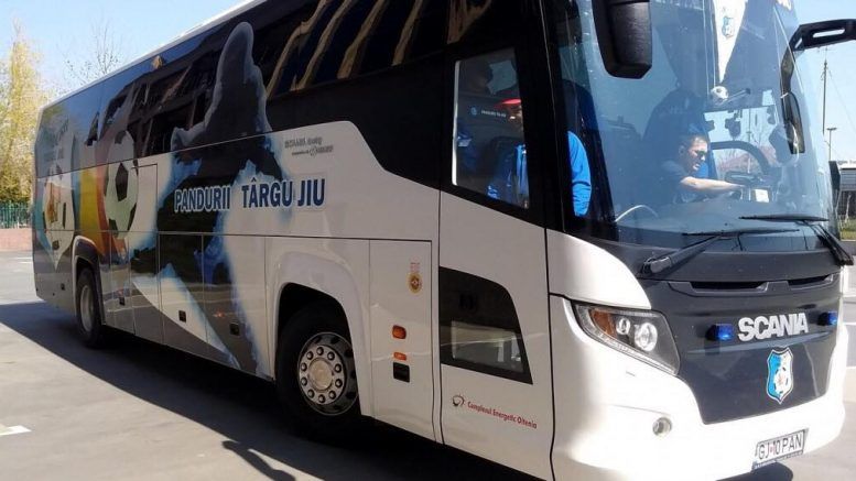 ”Pandurii” au din nou autocar