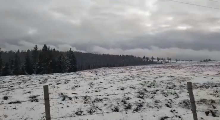 S-a depus zăpada la Rânca. Strat de 5 centimetri