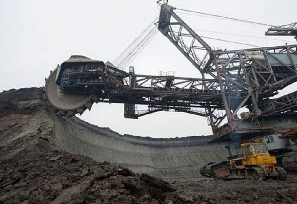 Prins în timp ce vindea piese din carieră la fier vechi