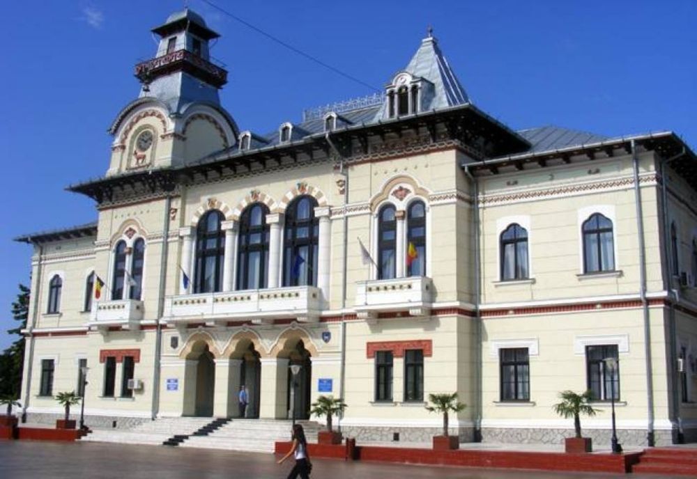 Clubul Pandurii poate executa silit Consiliul Județean. Datoria: 769.543 de lei!