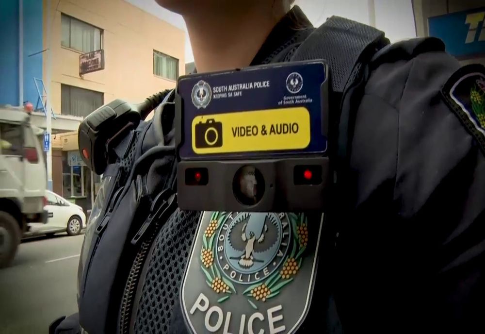 Polițiștii locali din Târgu Jiu vor fi dotați cu camere video