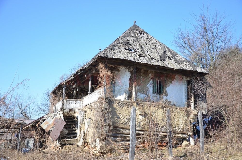 Șapte gorjeni nevoiași, ajutați de Guvern