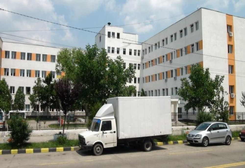 Două spitale din Gorj, amendate pentru murdărie