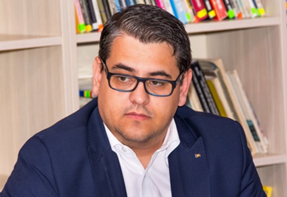 Viceprimarul din Târgu Jiu caută voluntari pentru a împărți lumina de Paște