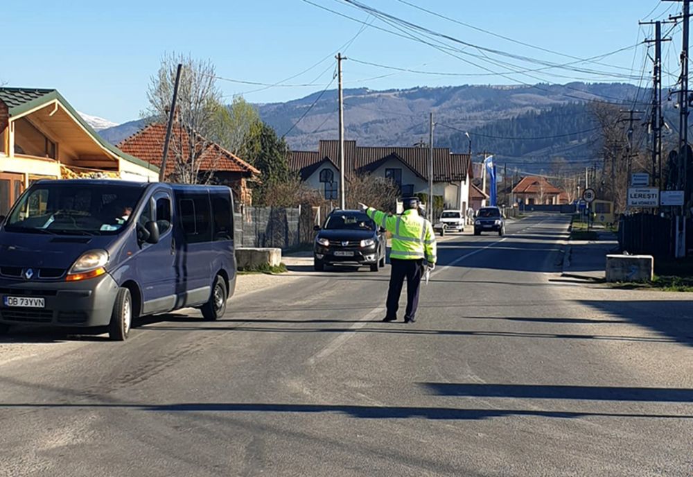 Amenzi pe bandă rulantă pentru gorjenii care n-au respectat restricțiile de circulație