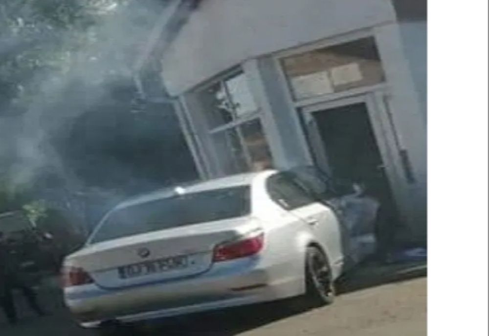 Cu mașina în magazin