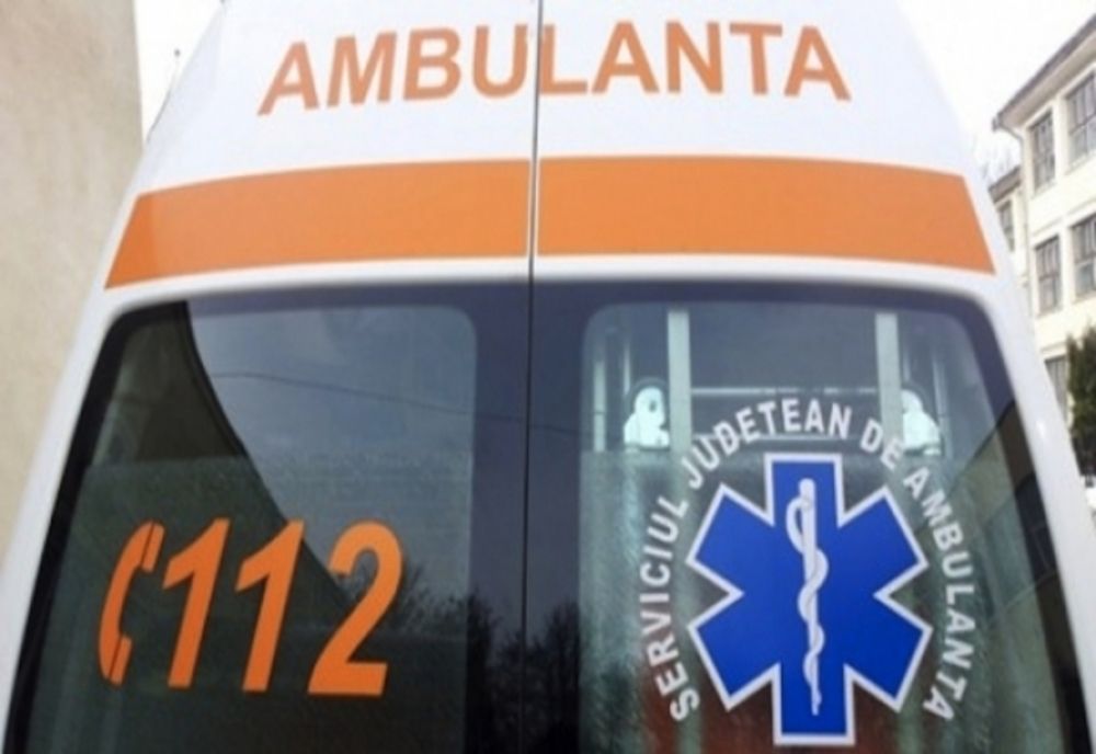 Gorj: La spital după ce, băut fiind, a căzut dintr-o căruţă