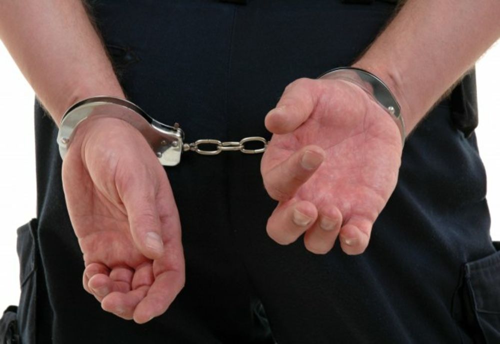 Tânăr din Gorj, reţinut după ce a fugit de la locul unui accident