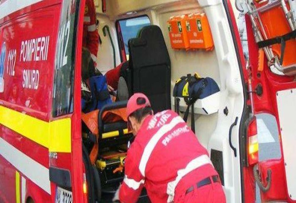 Un muncitor care lucra la canalizare, mort dupăc e a fost suprins de un mal de pământ