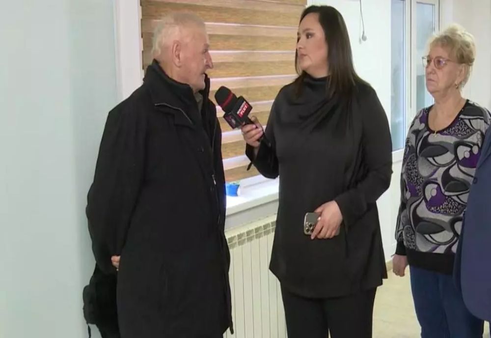 Situație dramatică: bătrânul care și-a luat loc de veci în rate! VIDEO