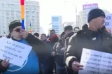 Mii de oameni rămân fără un loc de muncă în prag de sărbători: „Vrem să muncim, nu să cerșim!”