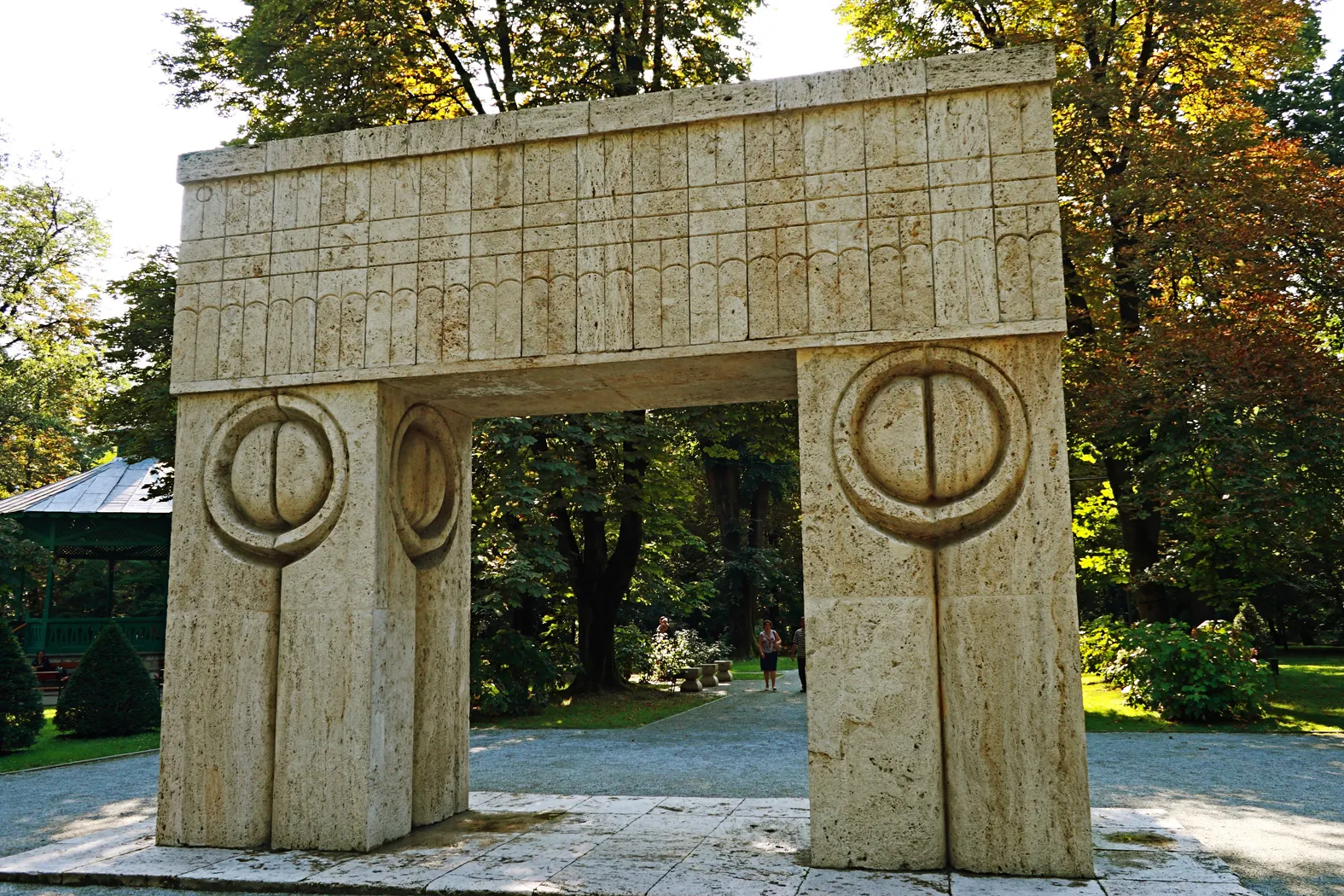 poarta sarutului