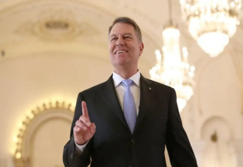 Klaus Iohannis, peste Viorica Dăncilă la Târgu Jiu