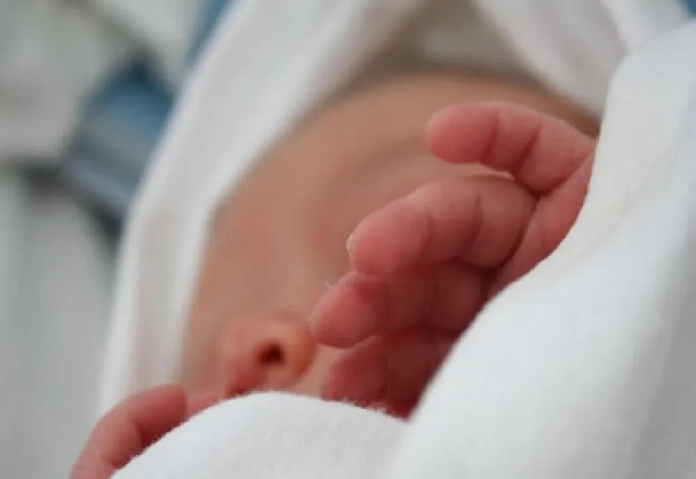 Bebelușul de 8 luni din Gorj nu are coronavirus