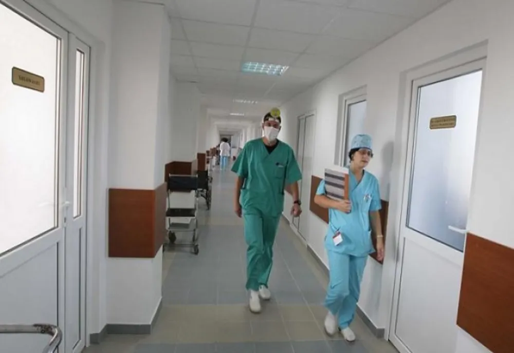 555 de infectări noi cu COVID-19, în ultimele 24 de ore. Situaţia pe judeţe
