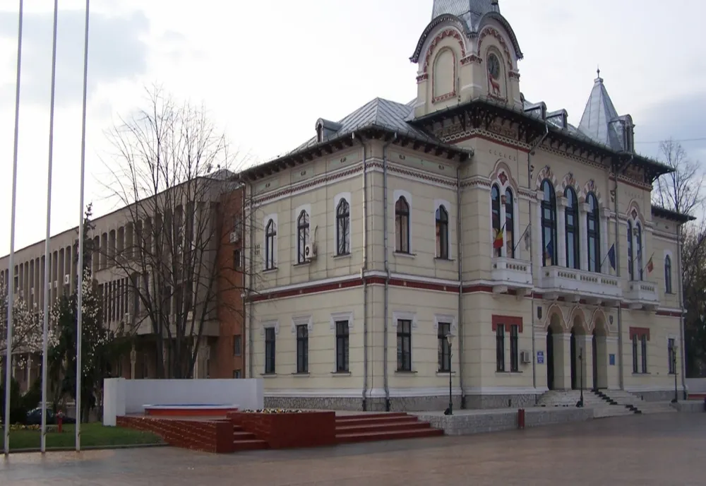 A fost pusă în dezbatere strategia de dezvoltare a judeţului Gorj