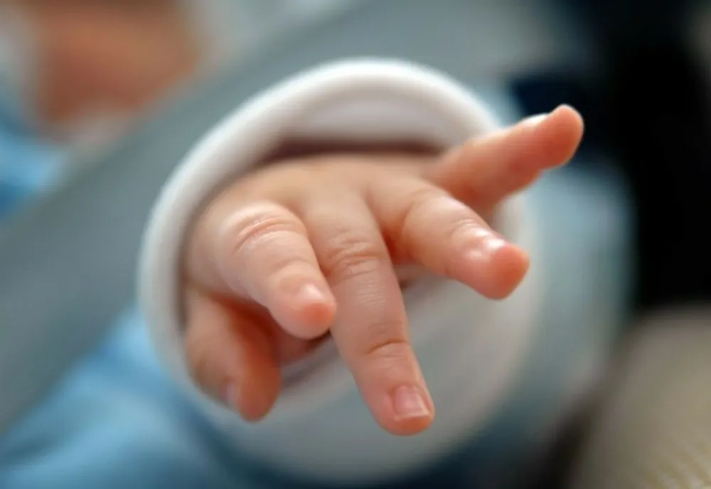 Dublă sărbătoare pentru unele familii din Gorj: cinci bebeluși au venit pe lume de Crăciun