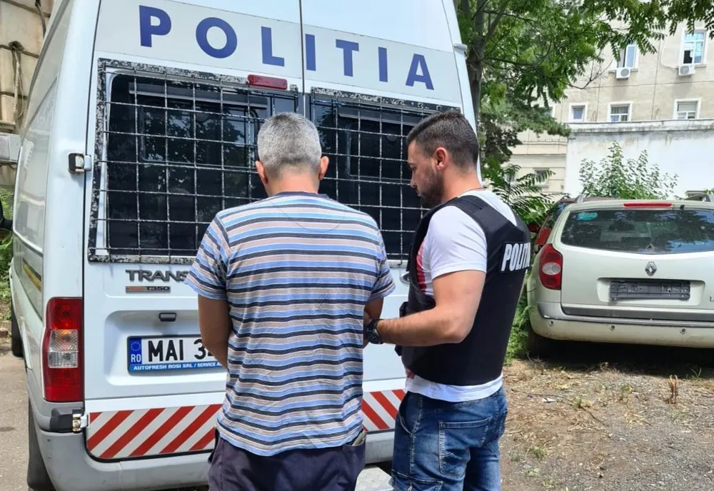 Gorj: Reţinuţi pentru obţinerea ilegală de fonduri din bani publici