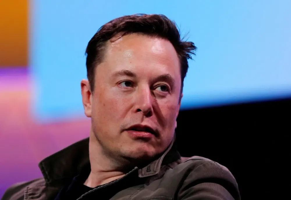 PREZENT LA ÎNVESTIREA LUI TRUMP, MUSK STÂRNEŞTE CONTROVERSE CU SALUTUL SĂU | VIDEO