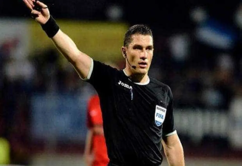FOTBAL: ISTVAN KOVACS ŞI RADU PETRESCU, DELEGAŢI LA MECIURI DIN LIGA CAMPIONILOR